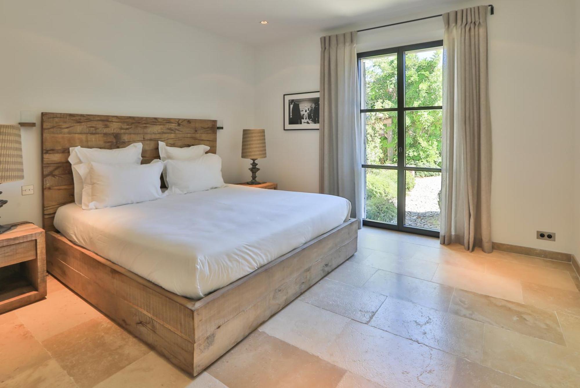 Vyylla Private Resort Saint-Tropez Room photo